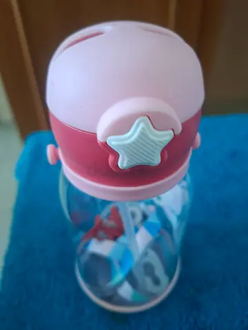 Pink school kids sipper bottle with straw - good condition