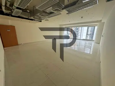 Premium Office | 887.81 Sq. Ft. | Citadel Tower | AED 140K | 2–4 Cheques
