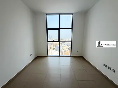 Family Building | CLOSE TO METRO| BALCONY