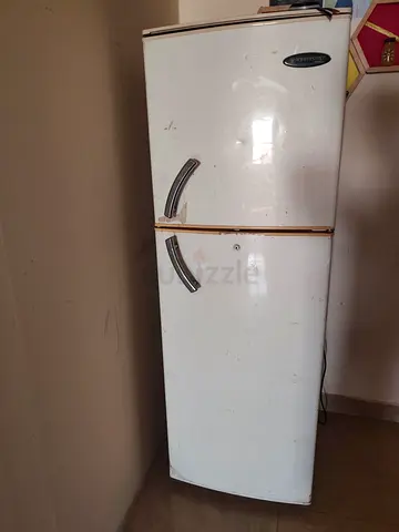Used double-door refrigerator - 2-door. Thermostat to be fixed.