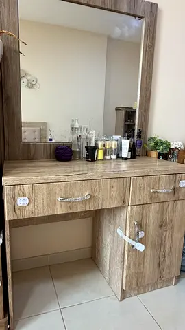 Dressing Table in good condition for sale