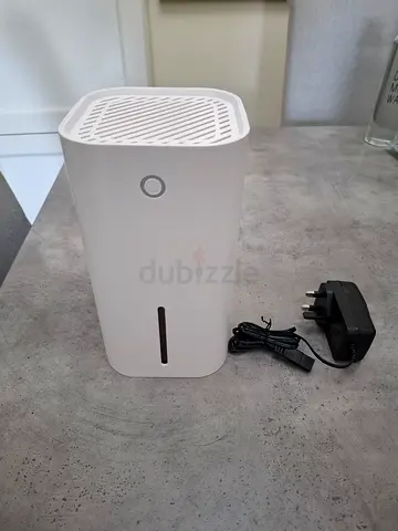 Small White Air Purifier / Dehumidifier with Adapter - Good Condition