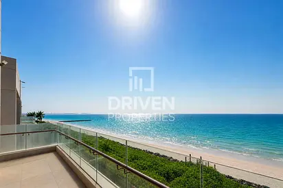 5BR Villa | Private Pool | Direct Access To Beach