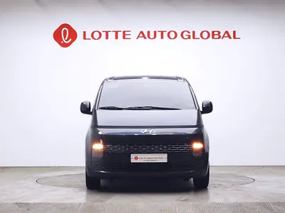 2022 Hyundai STARIA photo 4