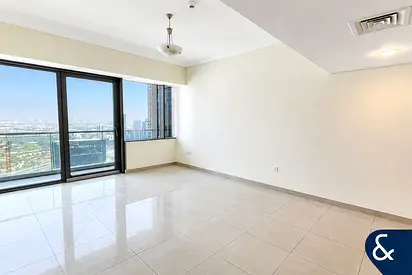 Vacant | Unfurnished | Skyline Views
