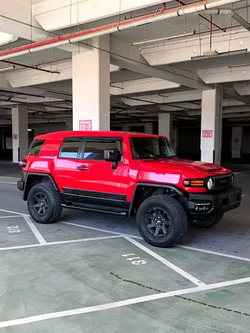 2015 Toyota FJ CRUISER — миниатюра 2