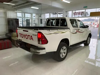 2025 Toyota HILUX 照片 4