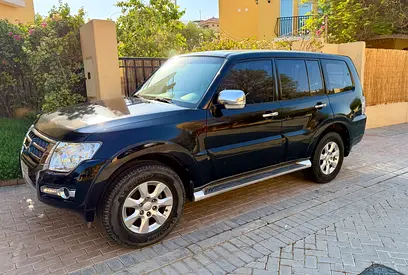 Mistubishi Pajero GLS 2016 GCC Specs