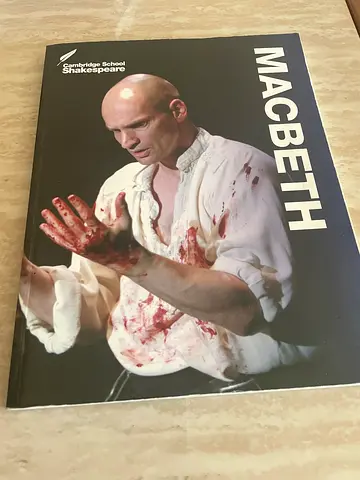 Cambridge Macbeth by Shakespeare