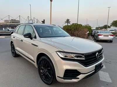 Volkswagen Touareg Elegance No Accident Original Paint Model 2023 GCC Full Options.