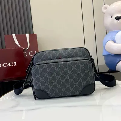 Gucci GG small Crossbody bag