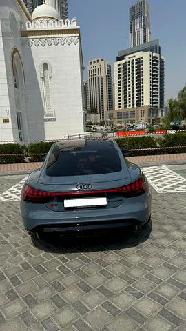صورة 4 لـ 2023 AUDI E-TRON GT