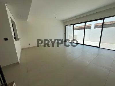 5BR +Maids Townhouse | Unfurnished | Vacant