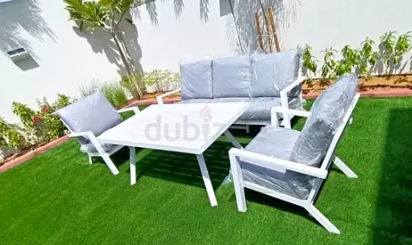 Outdoor Garden Sofa Set 4-Piece with Coffee Table — White Frame, Grey Cushions