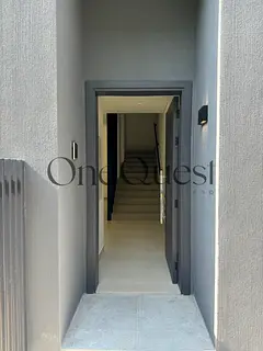 4BR+Majlis | Corner | Near Amenities | Close handover
