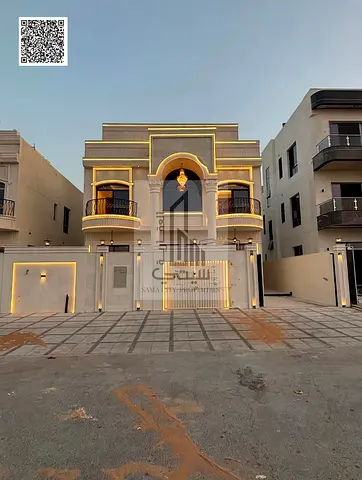 فرصة ممتازة لامتلاك فيلا بمساحات واسعة وتصميم مناسب للعائلات،