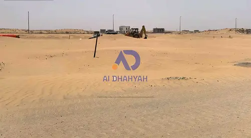 للبيع 5 قطع اراضي في روضة القرط بموقع مميز جدا