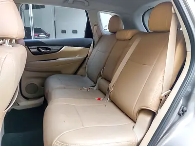 صورة 10 لـ 2020 Nissan X-TRAIL