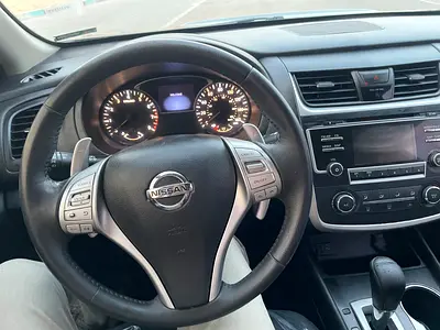 2016 Nissan ALTIMA 照片 11