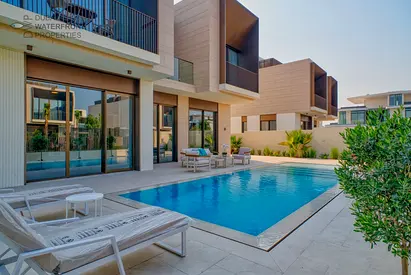 5BR + Maid | Luxury Pool Villa | Fully Furnished