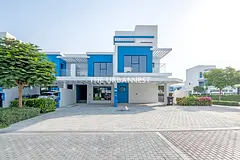 Corner Unit | Vacant and Ready to Move In