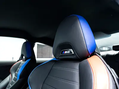 2025 BMW M2 — миниатюра 18
