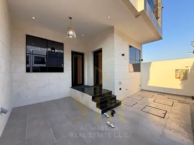 Luxury villa for sale in Al Helio 2 – Ajman | 5 master bedrooms | 2 floors + roof | Freehold | Incl