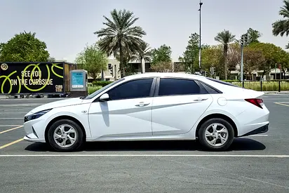 2023 Hyundai ELANTRA 照片 5