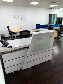 Fully Furnished Office Vacant in Dome Tower Marina View 10th Floor