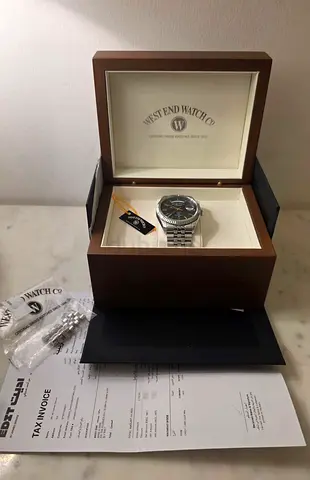 West End Watch Co. Swiss Automatic | Sunray Green Dial | Full Set