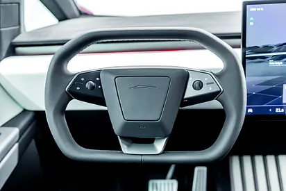 2026 Tesla CYBERTRUCK photo 13