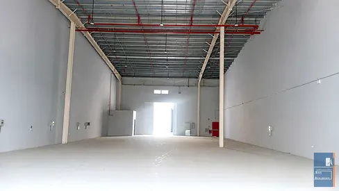 4,888 Sqft Warehouse with a Power Capacity of 100 kW