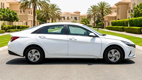 2025 Hyundai ELANTRA 照片 5