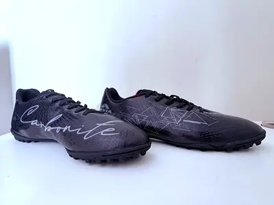 Nivia carbonite football shoes