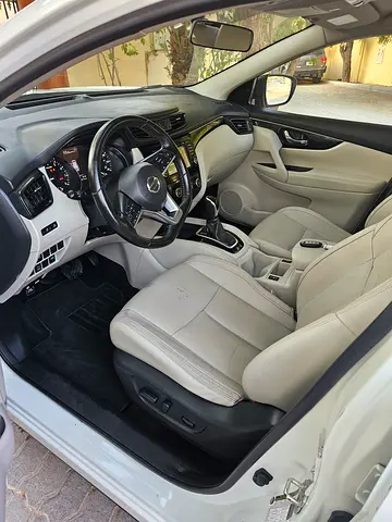 صورة 12 لـ 2018 Nissan ROGUE SPORT