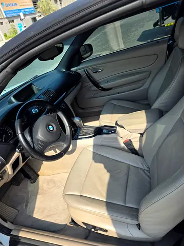 صورة 2 لـ 2009 BMW 1-SERIES