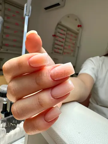 Home Nail & Sugaring Services in Dubai