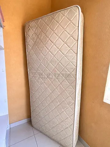 Single bed spring medicated  Mattress