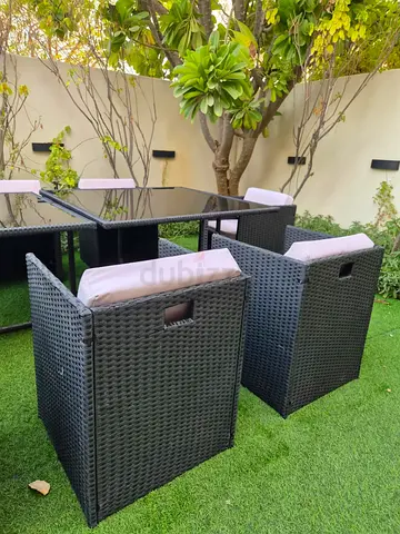 Outdoor rattan dining set — 8-seat with glass table, black