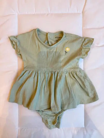 Baby Clothes ( 6items included)
