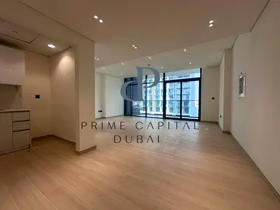 Commercial Space| Rented | Balcony with City View