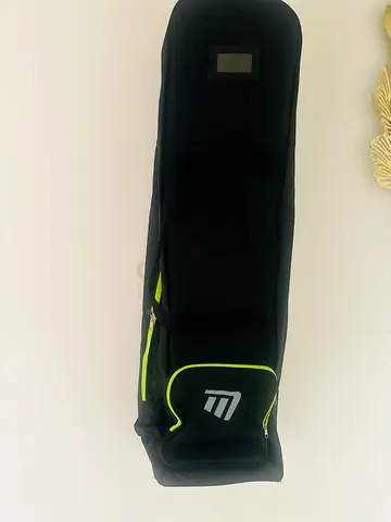 Golf club bag for travel