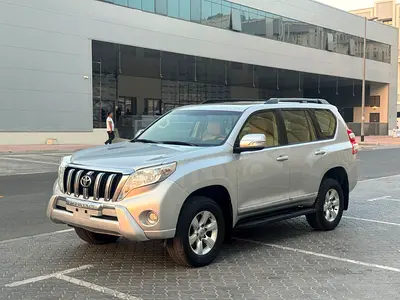 Toyota prado // VXR TOP OPTION // original paint // No Accident // V6 // Good conditions