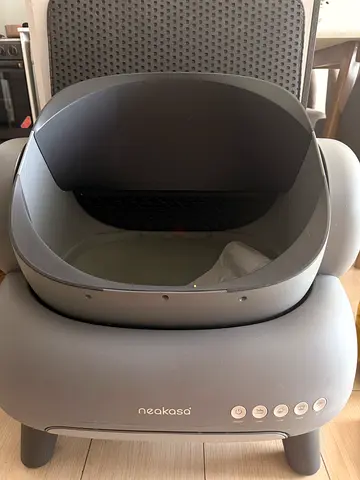 Neakasa M1 Smart Litter Box + Complete Pet Set