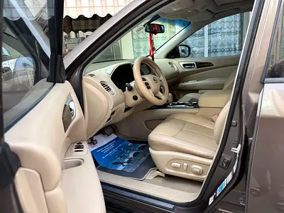 2015 Nissan PATHFINDER 照片 9