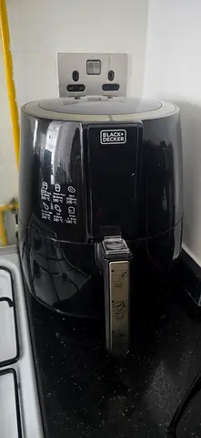 Black+Decker Air Fryer - Compact Model, Good Working Condition