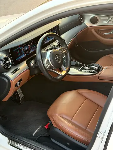 Mercedes-Benz E-Class E 300, миниатюра 8