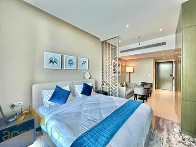 March Only RATE | The Highlife Studio | Overlooking the Canal