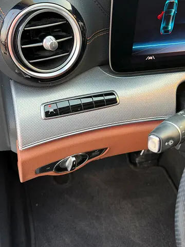Mercedes-Benz E-Class E 300, миниатюра 10