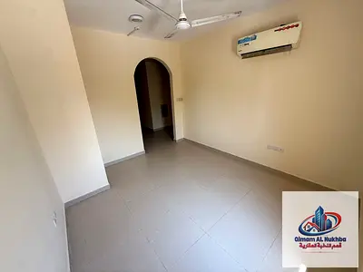 Second-occupancy 1BR in Al Nabba next to Mubarak Center, with a convenient location close to shops, markets, restaurants and services.